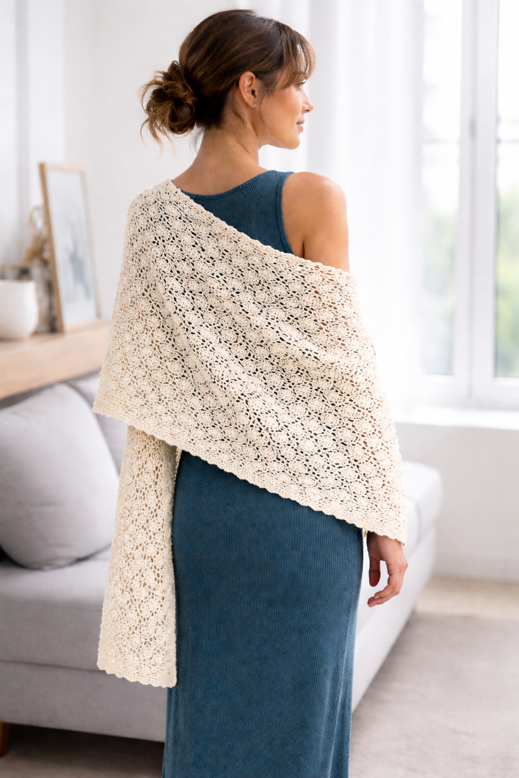 Étole coquilles, création artisanale au crochet. Origine Champagne.